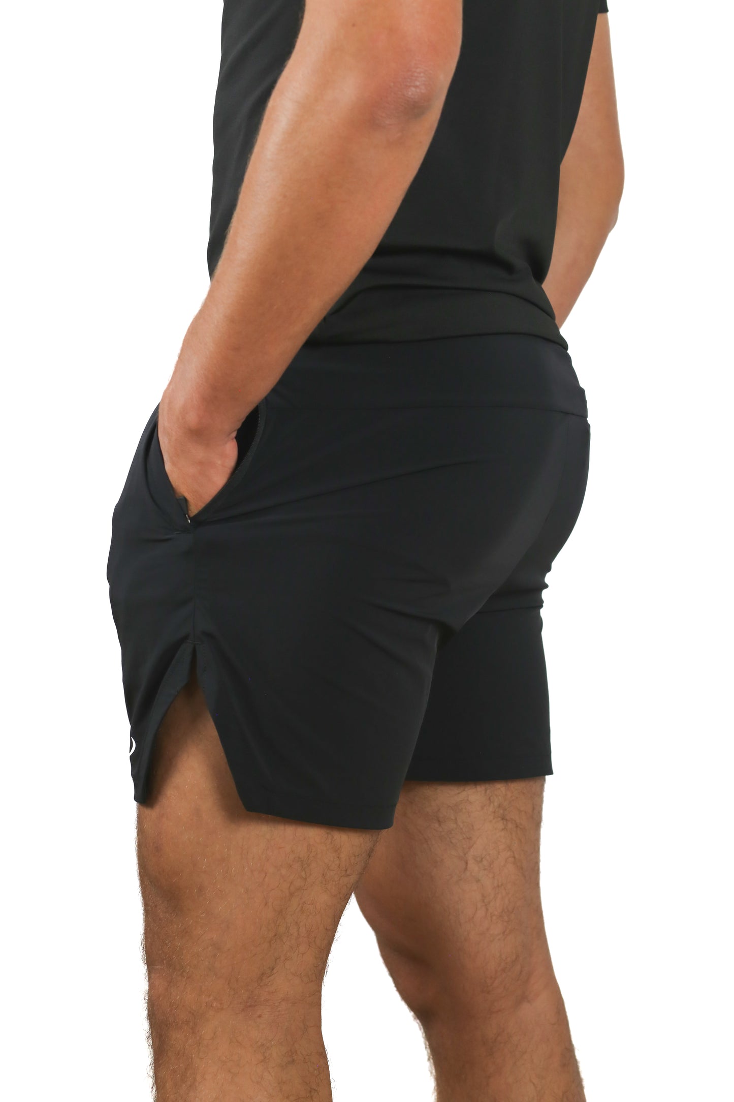ESSENTIAL PERFORMANCE SHORT