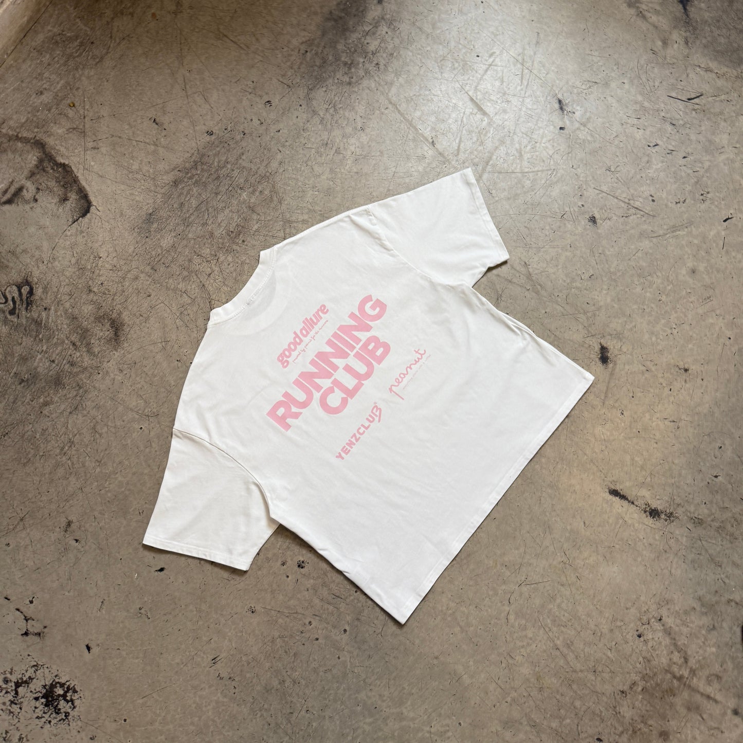 t-shirt running club yenzclub et peanut coffee